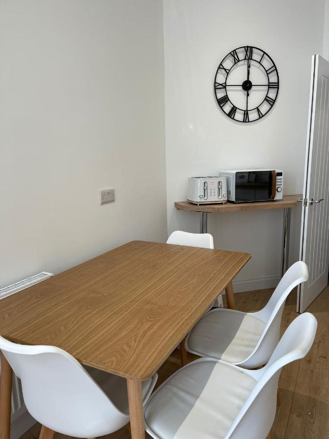 Brand New Montrouge Apartments - Perfect Location!! Portsmouth Ngoại thất bức ảnh