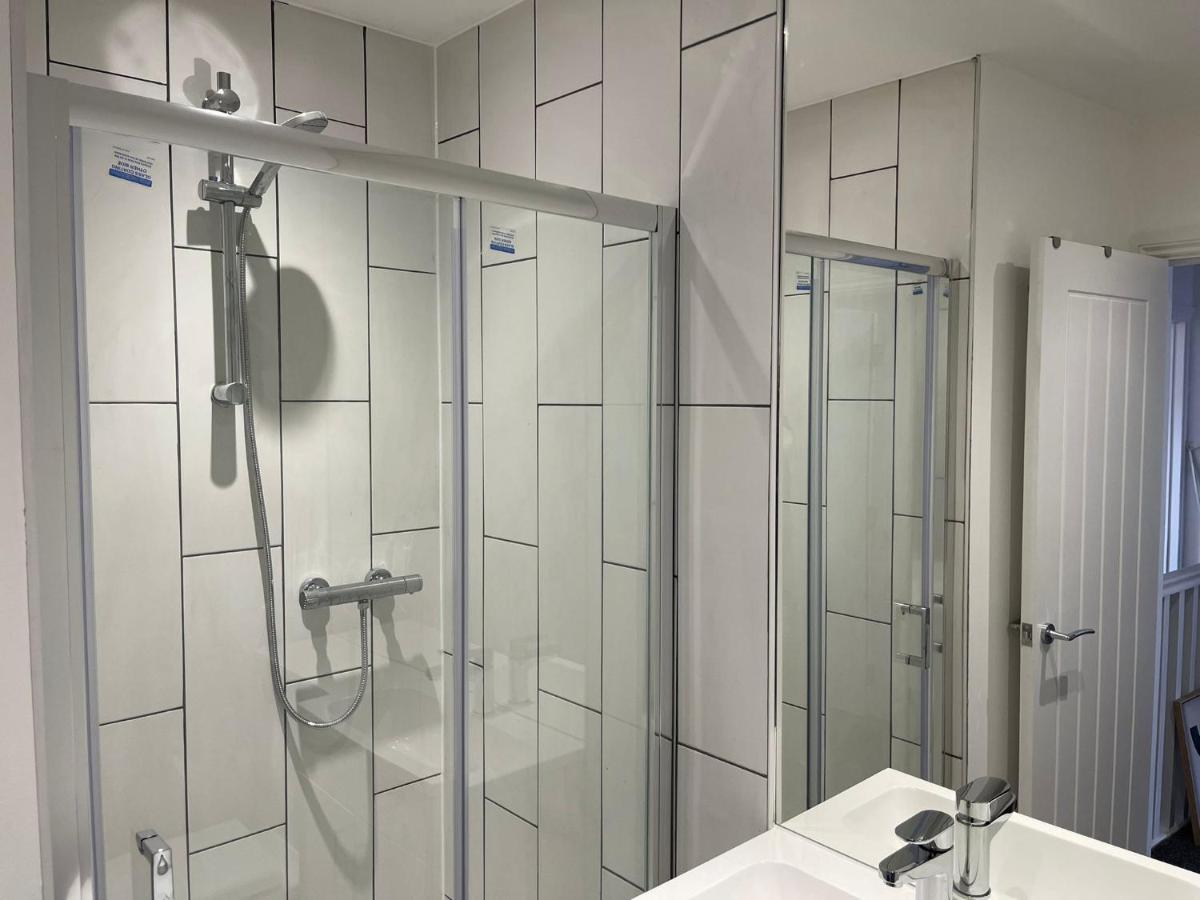 Brand New Montrouge Apartments - Perfect Location!! Portsmouth Ngoại thất bức ảnh